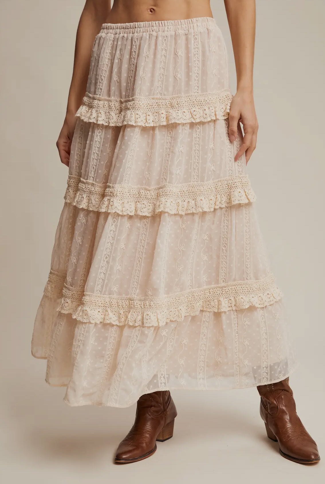 Ecru Lace Maxi skirt