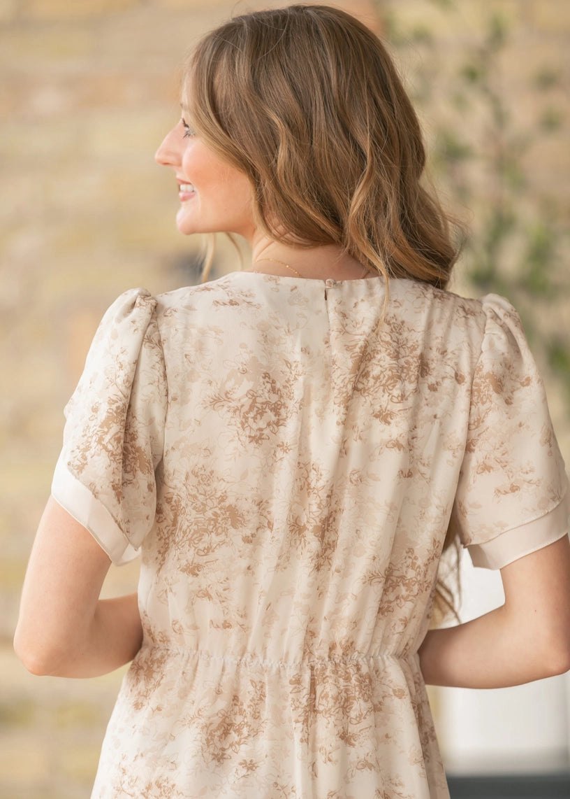 Maren Floral Maxi Dress in Tan, thumbnail 6