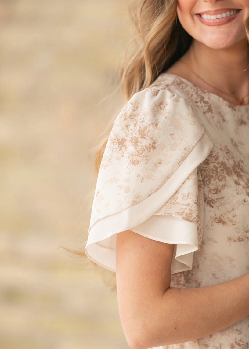 Maren Floral Maxi Dress in Tan, thumbnail 8