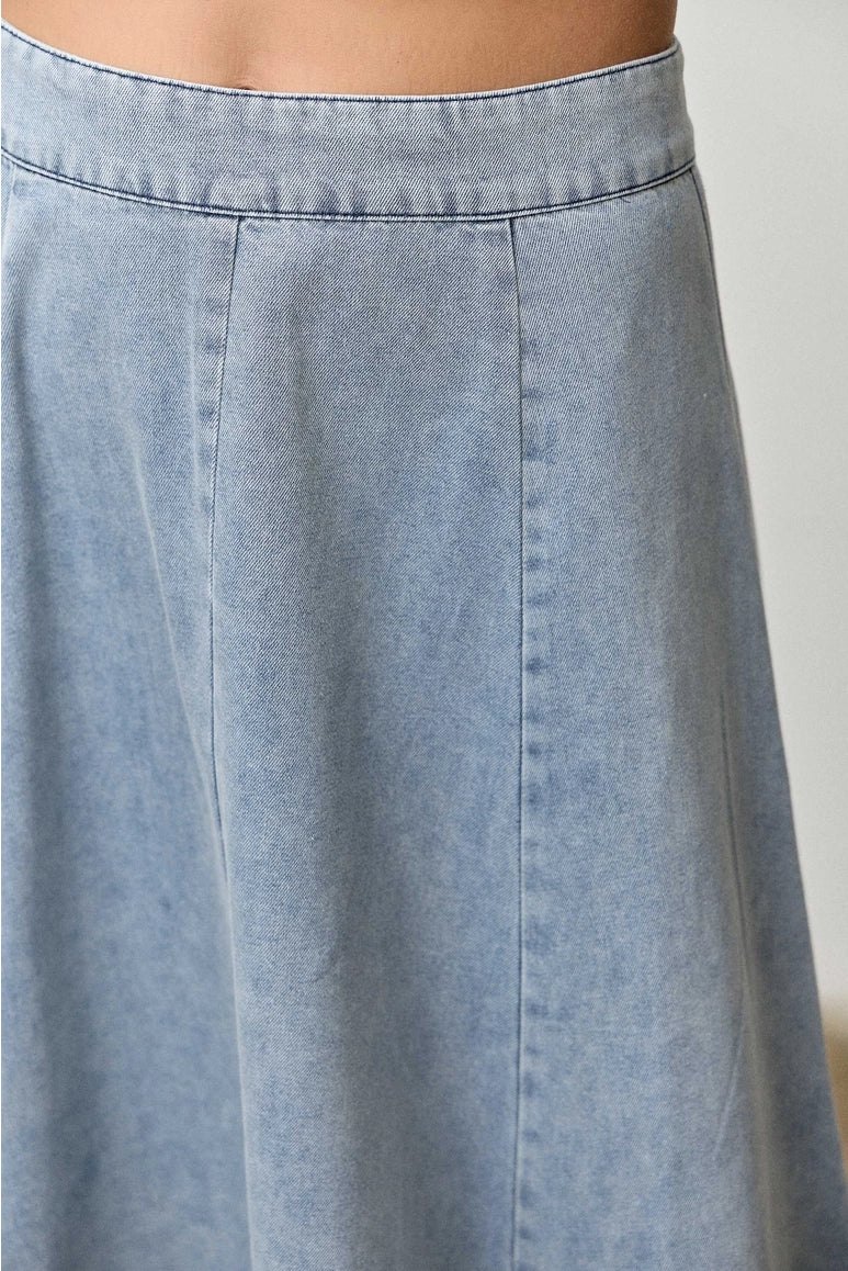 Medium Wash Denim Midi Skirt, thumbnail 4