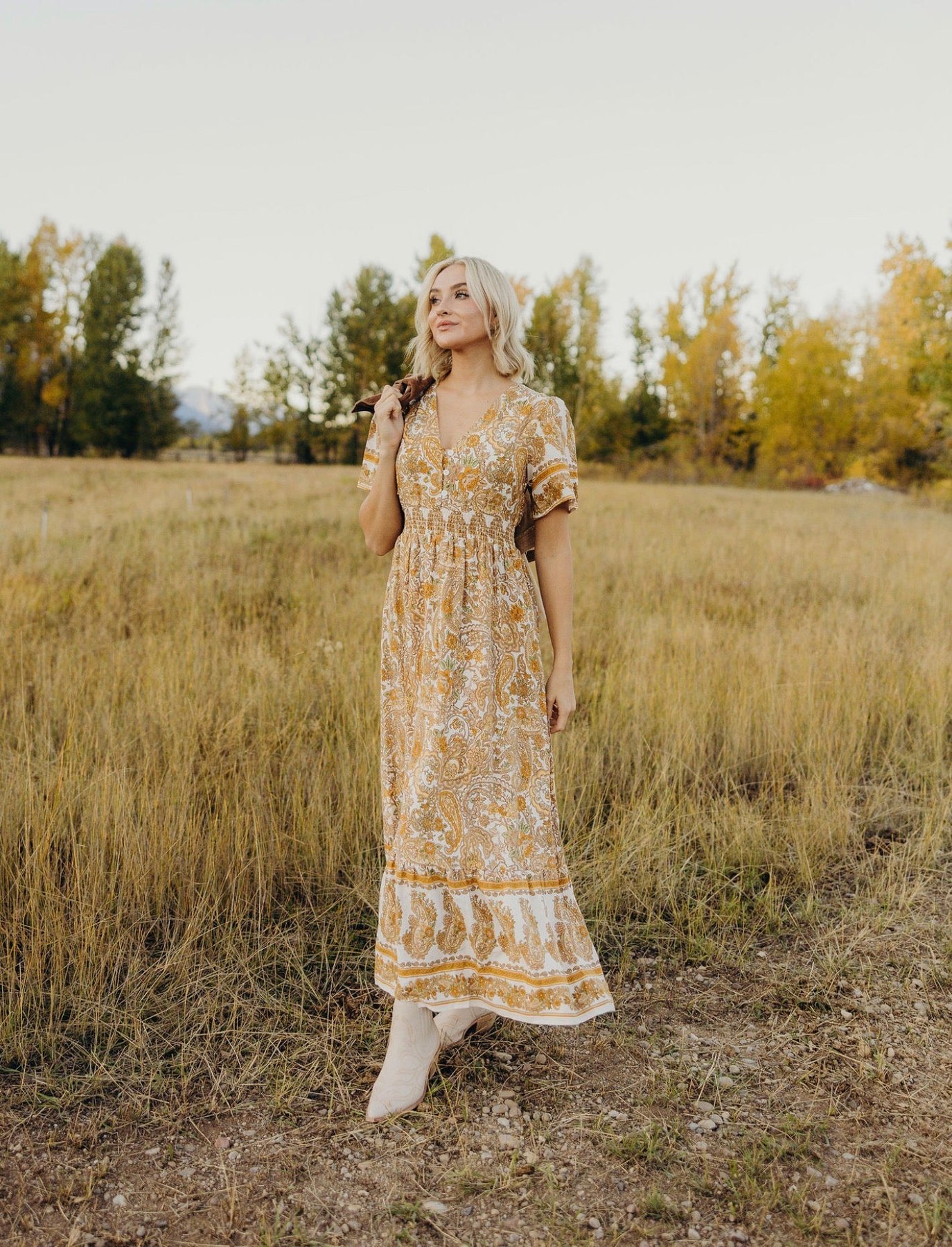 Reeves Maxi Dress in Golden Hour, thumbnail 3