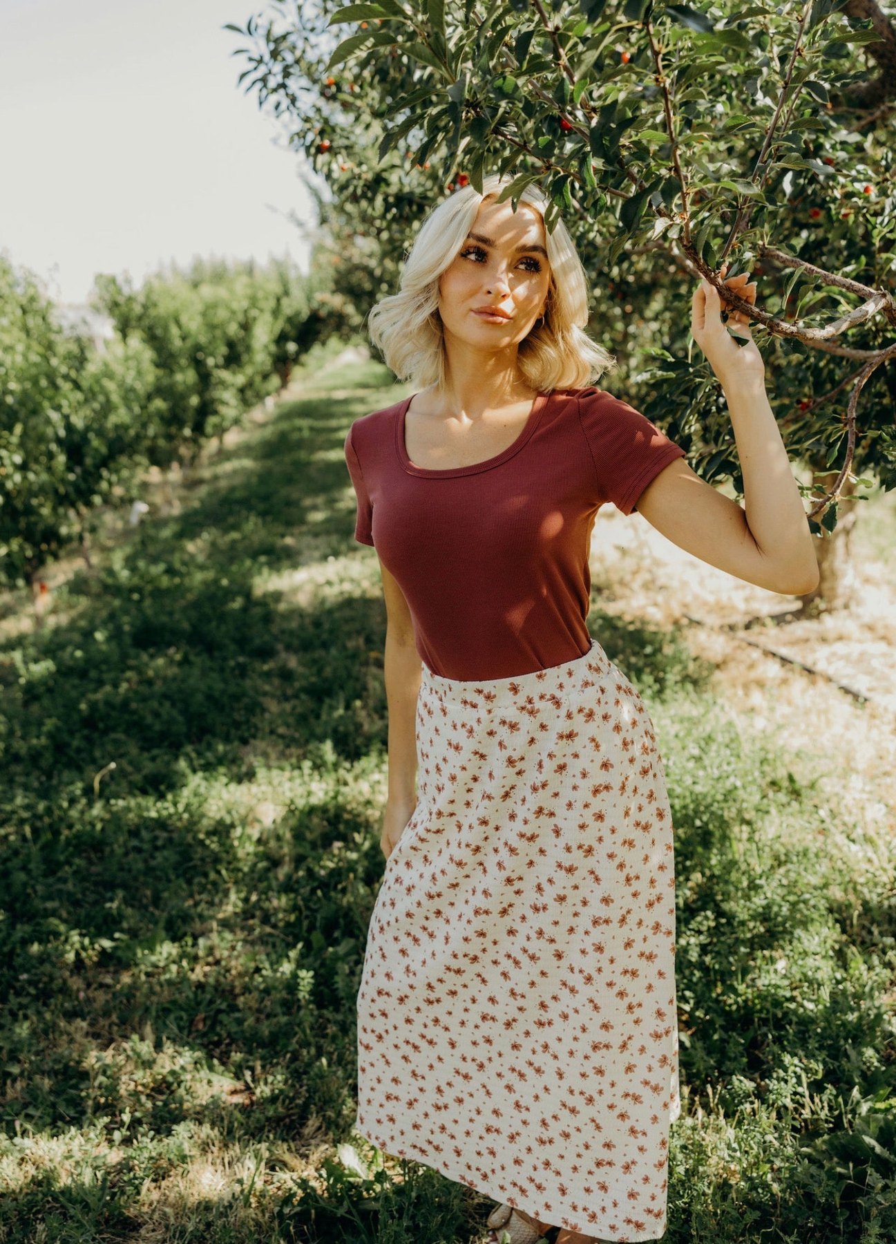 Textured Midi Skirt in Toasted Tropic, thumbnail 3